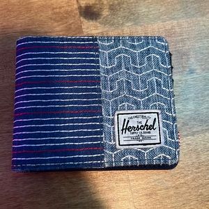 Herschel bifold wallet RFID